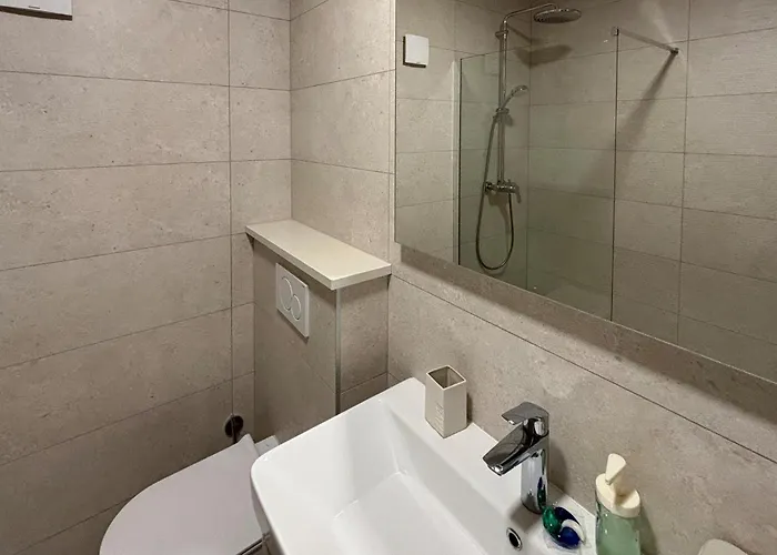 Three-bedroom In Makarska