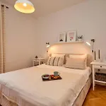 דירה Three-bedroom In מאקרסקה