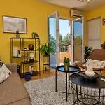 Three-bedroom In * Μακάρσκα