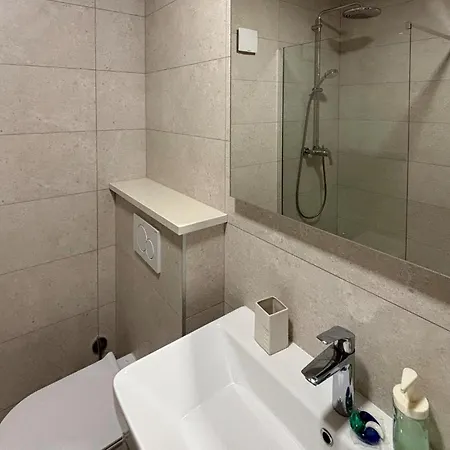 Three-bedroom In Μακάρσκα