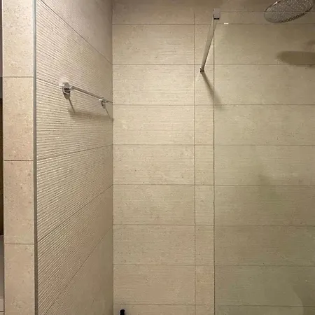 Three-bedroom In * Μακάρσκα